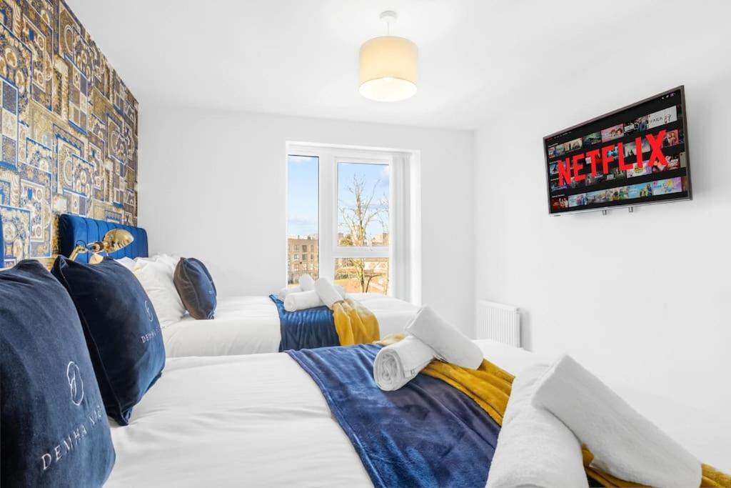 The Versace Suite With 4 Beds And Secure Free Parking Birmingham Exterior photo